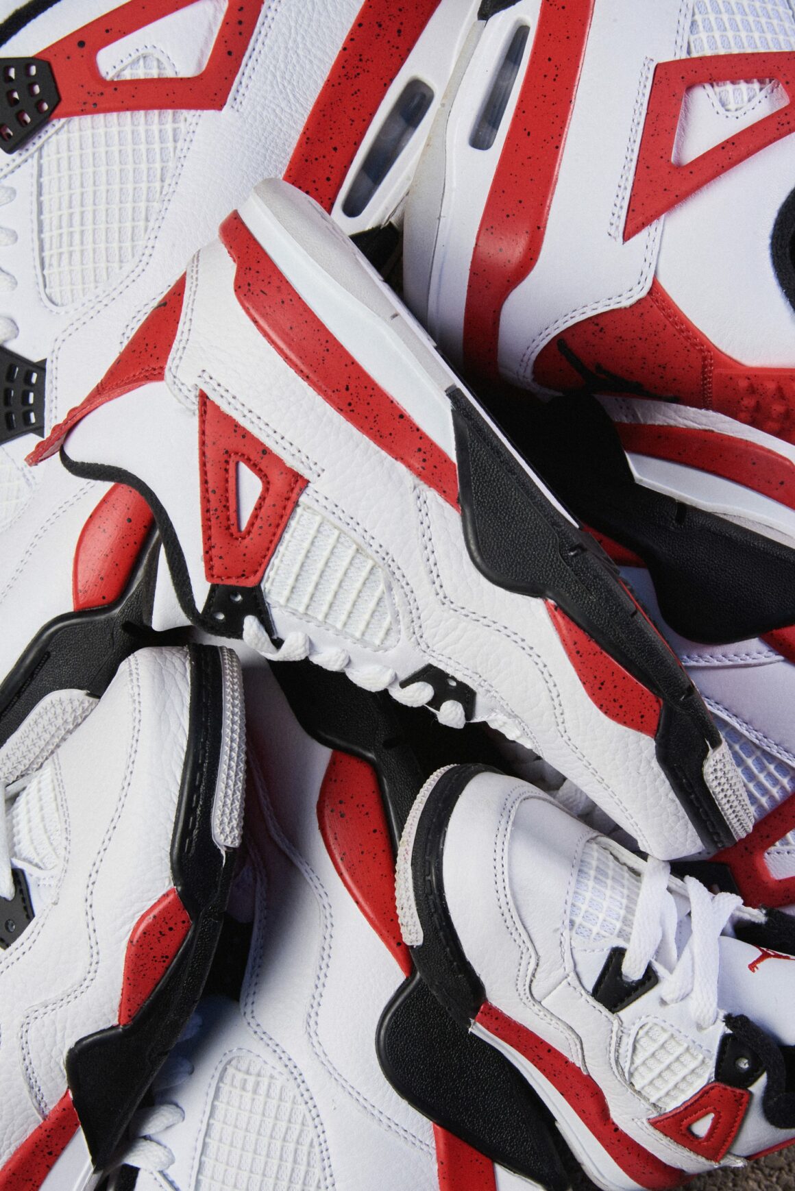 Jordan family Jordan 4 Red Cement 5