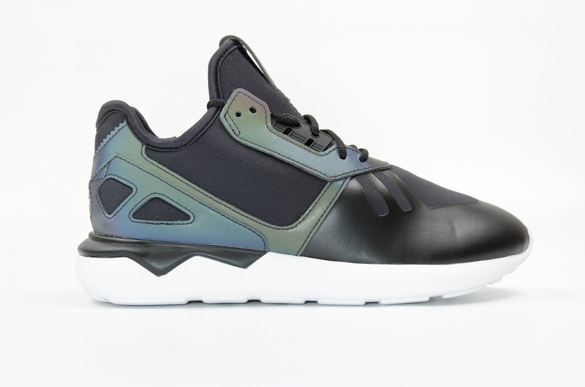 Adidas-Tubular-Runner-Xenopeltis