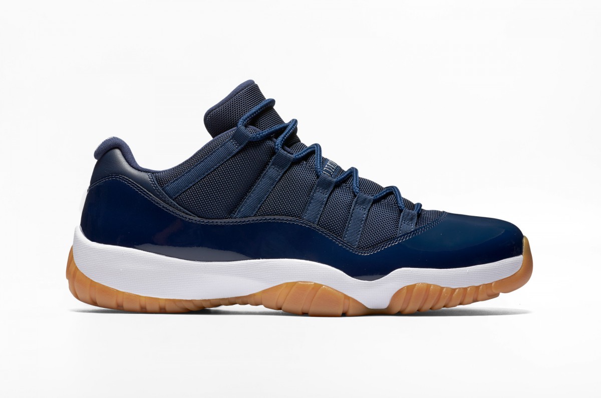 Air-Jordan-11-Low-Blue