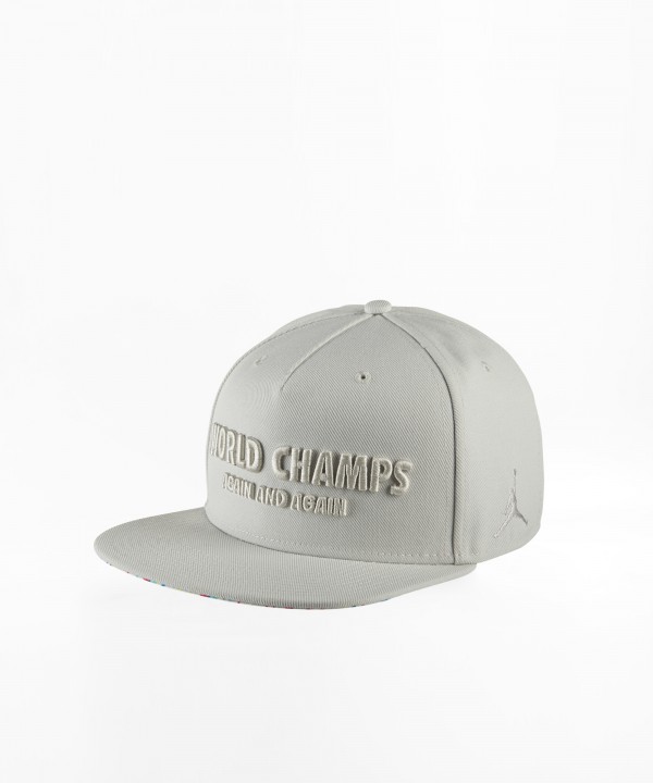 Air-Jordan-World-Champs-Again-And-Again-Snapback-Blanca2