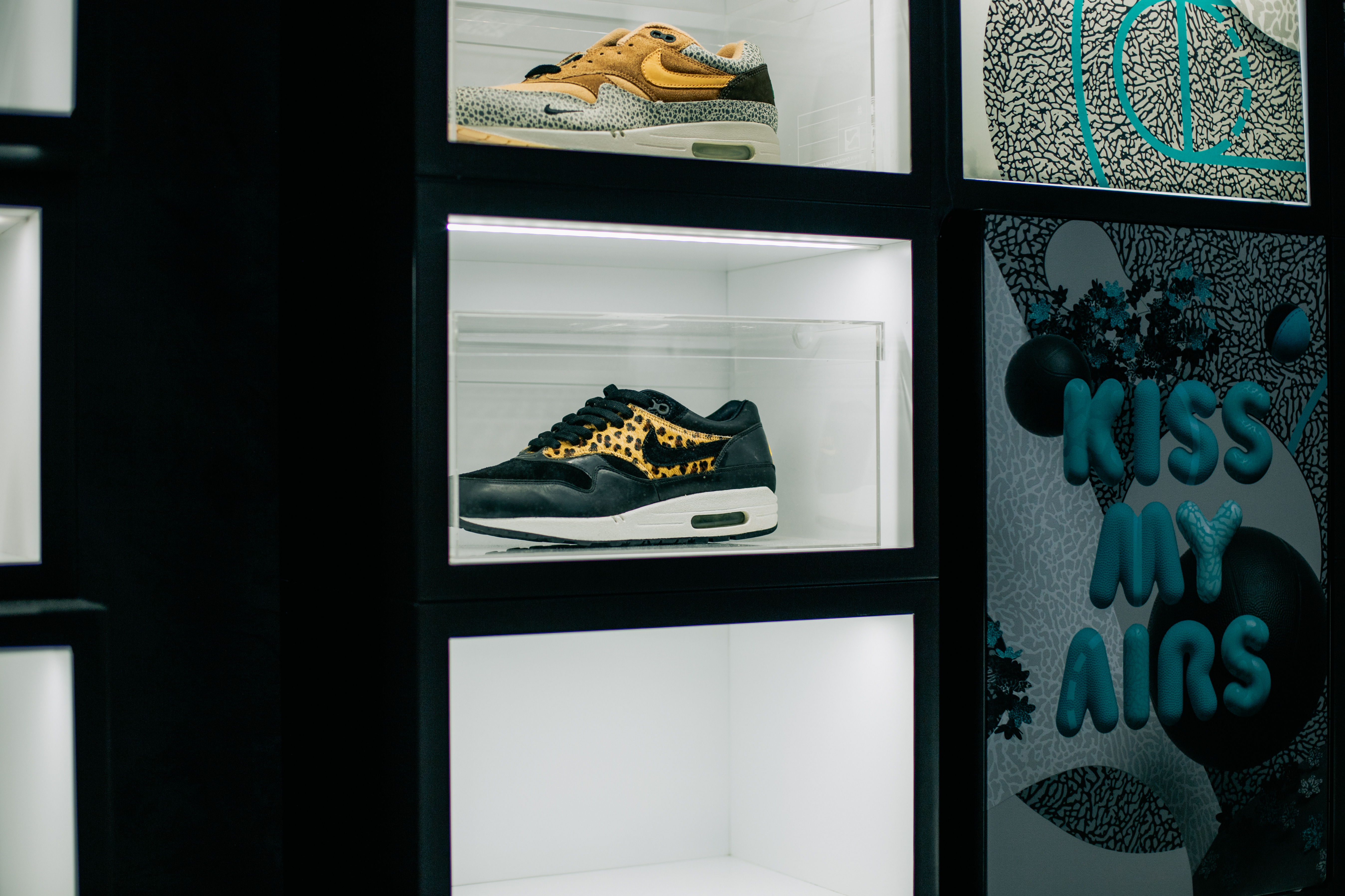 Air-Max-1-Atmos-Event-Foot-District_3