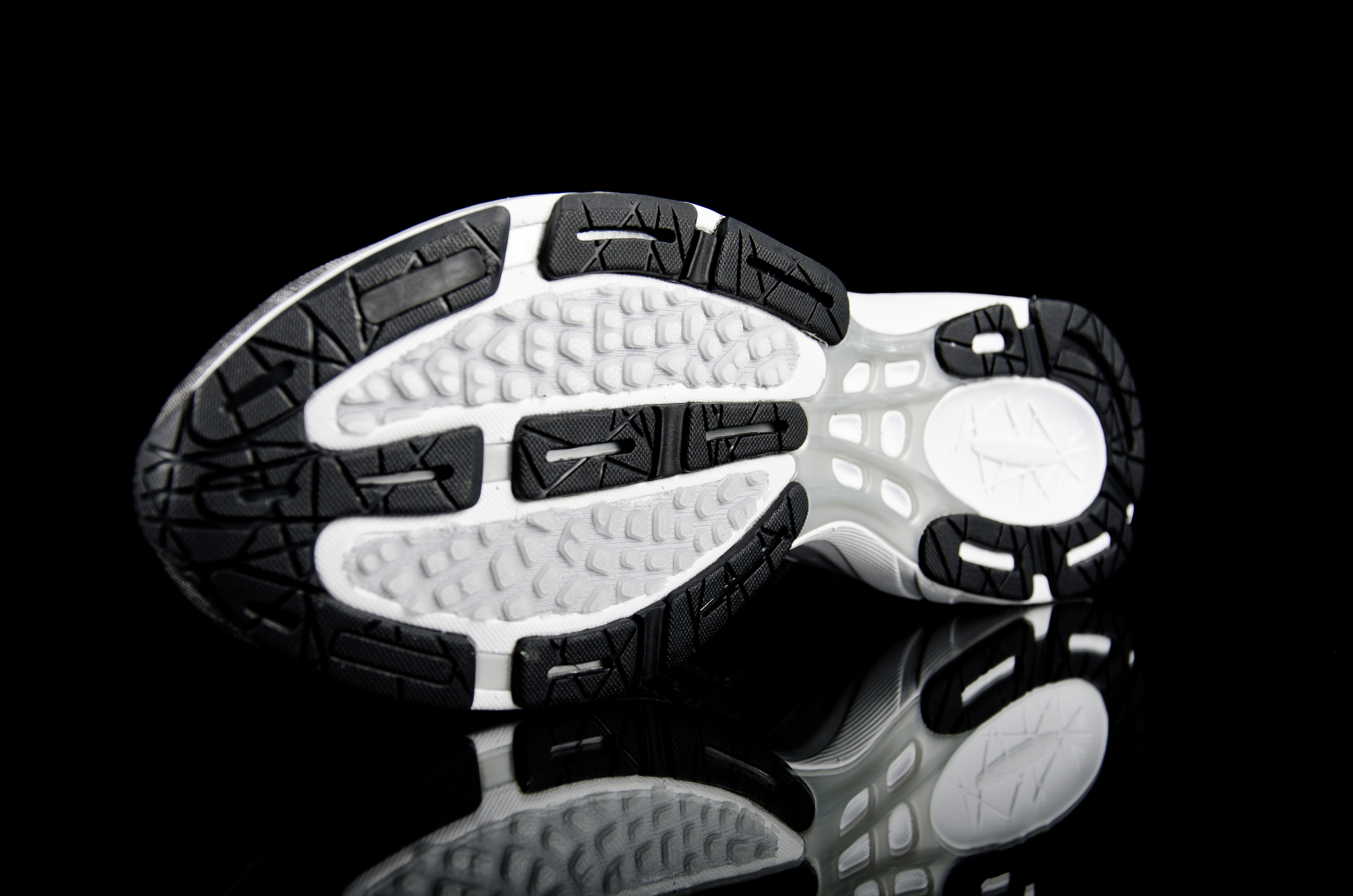 adizero-adios-adidas-ZX-Flux