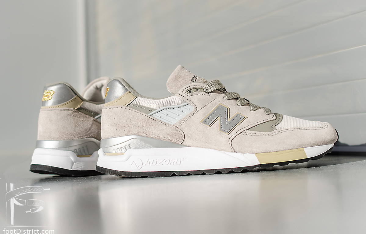 New Balance M998CEL foot District 2