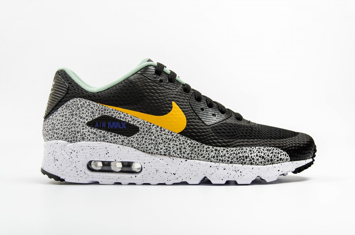 Nike-Air-Max-90-Ultra-Essential