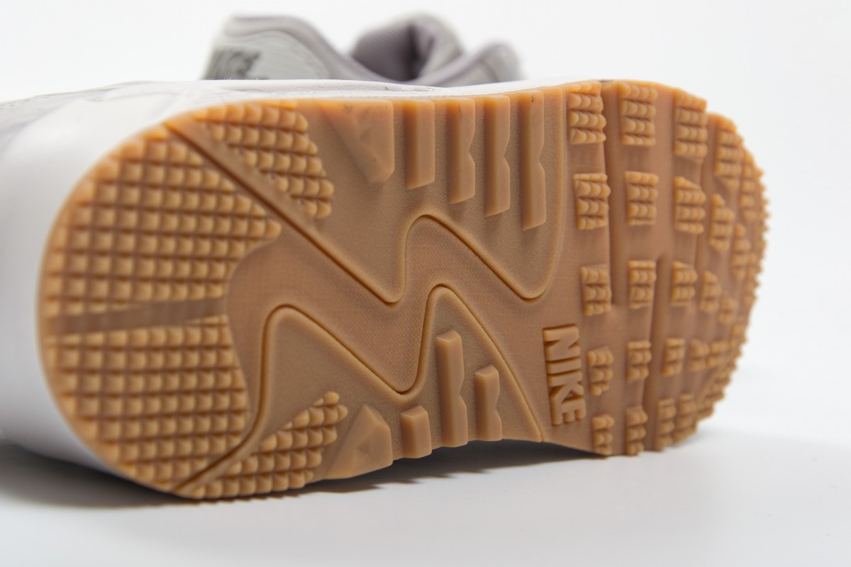 Nike-Air-Max-90-Winter-Premium-683282-005-33