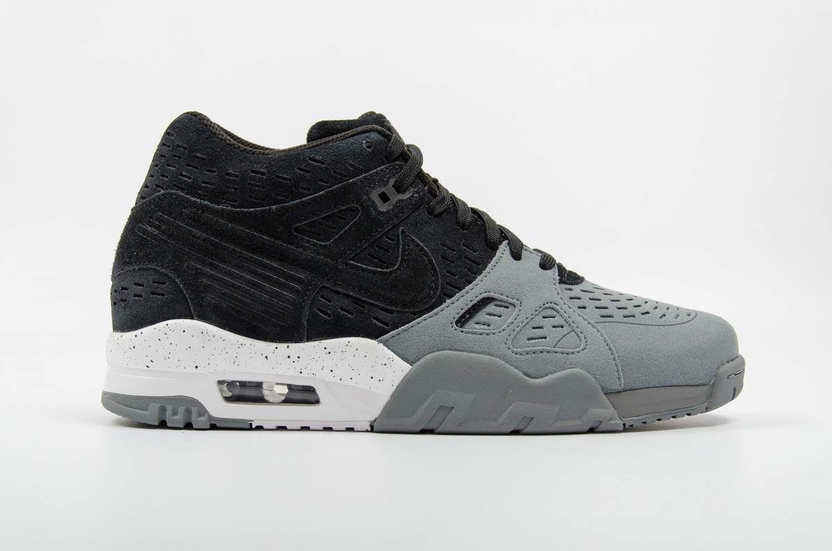Nike-Air-Trainer-3-LE-negra