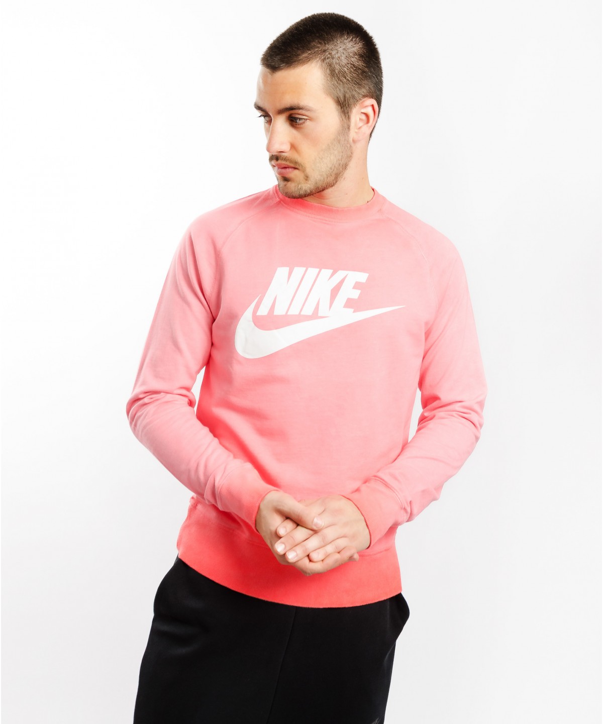 Nike-Aw77-Solstice-Crew2