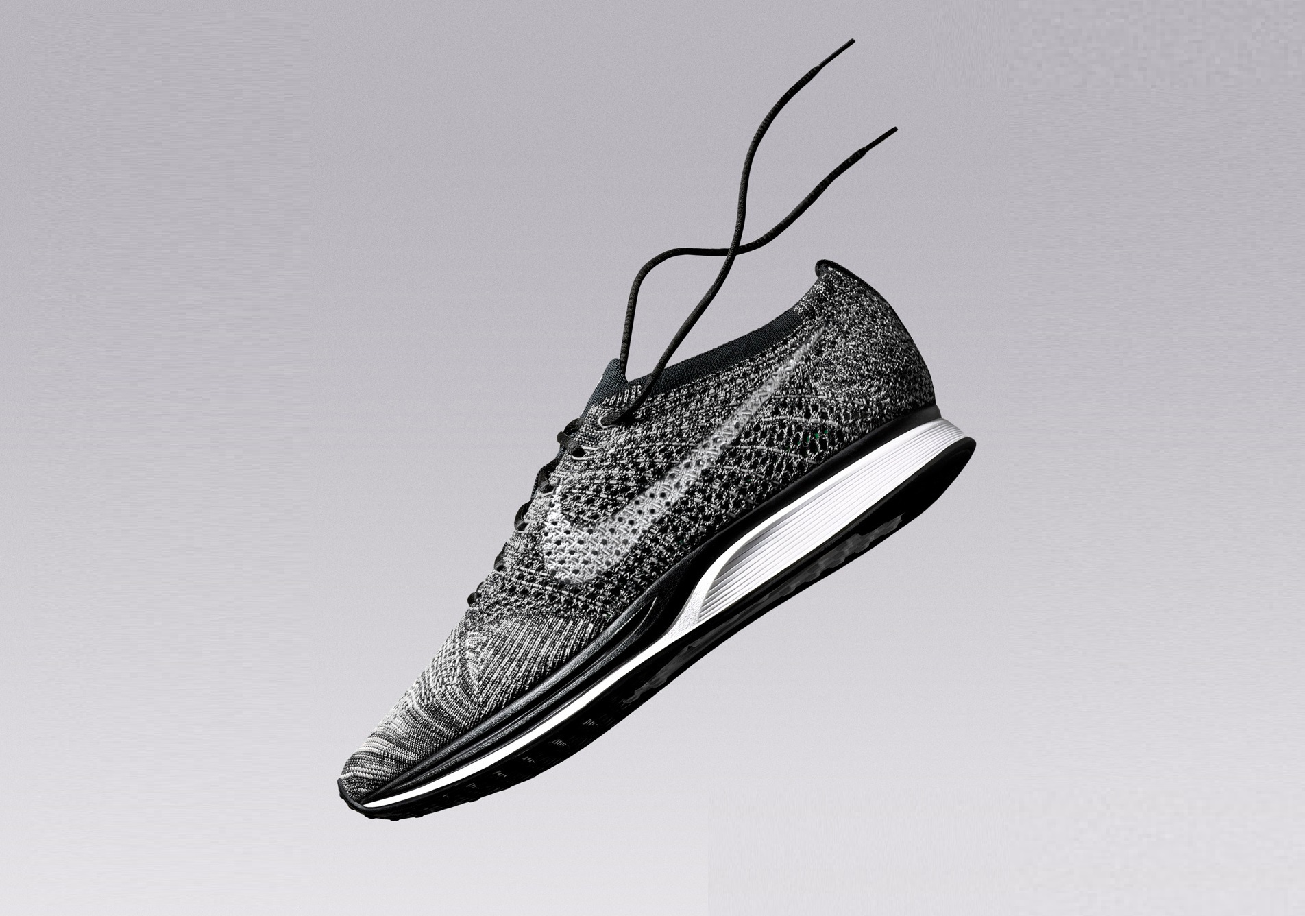 Nike-Flyknit-Racer-Oreo-blog