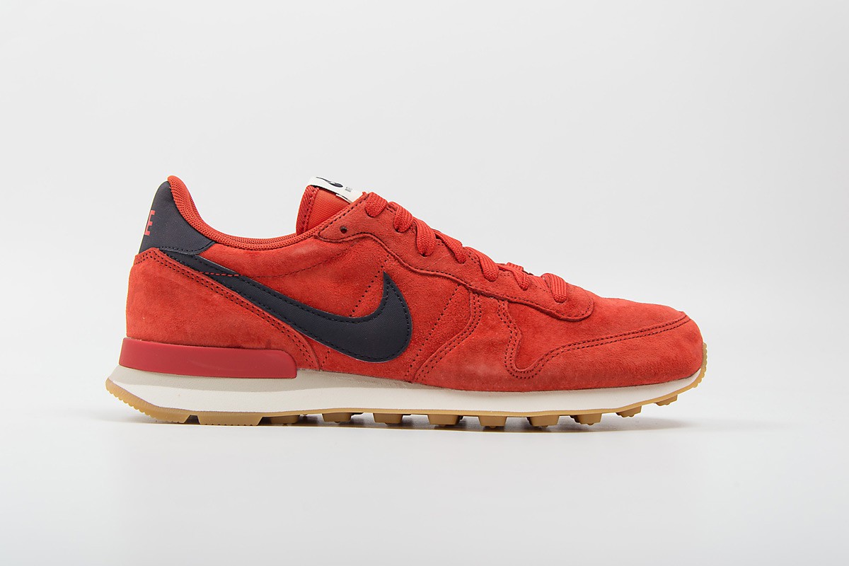 Nike-Internationalist-Leather-631755-604-33