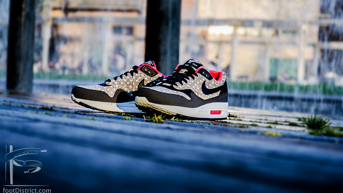 Nike-Polka-Dot-pack-foot-District_1
