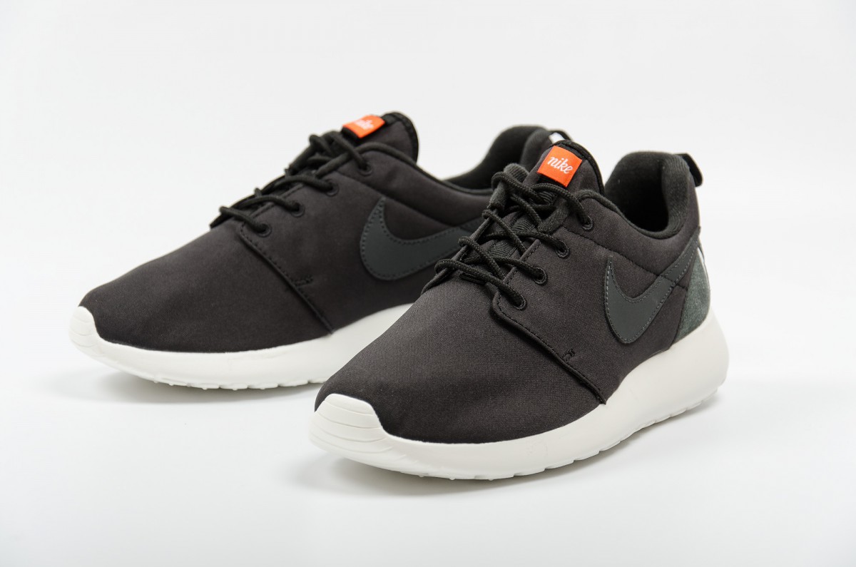 Nike-Roshe-One-Retro3