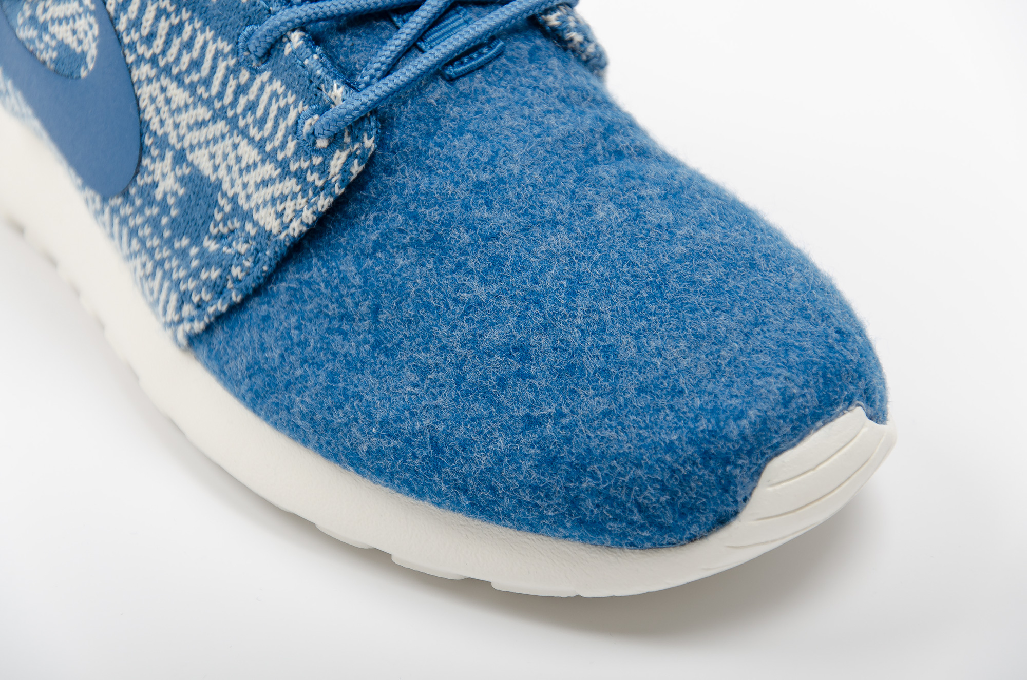 Nike-Roshe-One-Winter5
