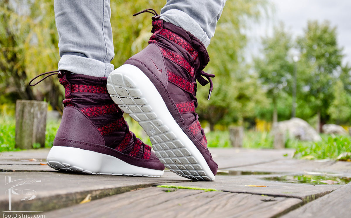nike roshe run hi sneakerboot