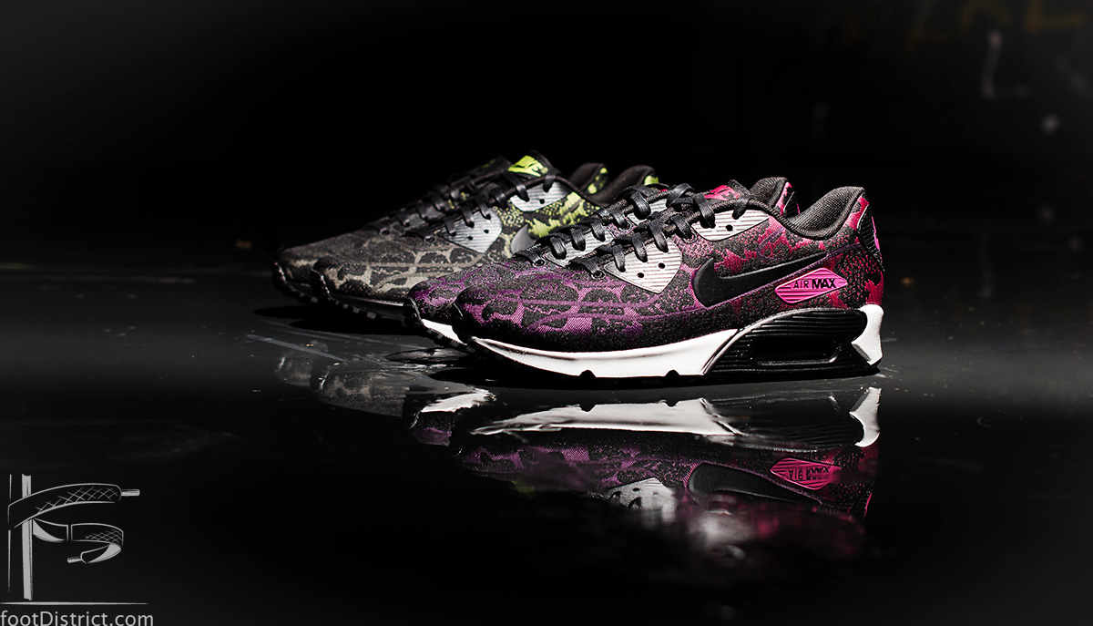 Nike-WMNS-Air-Max-90-Jacquard-foot-District_3