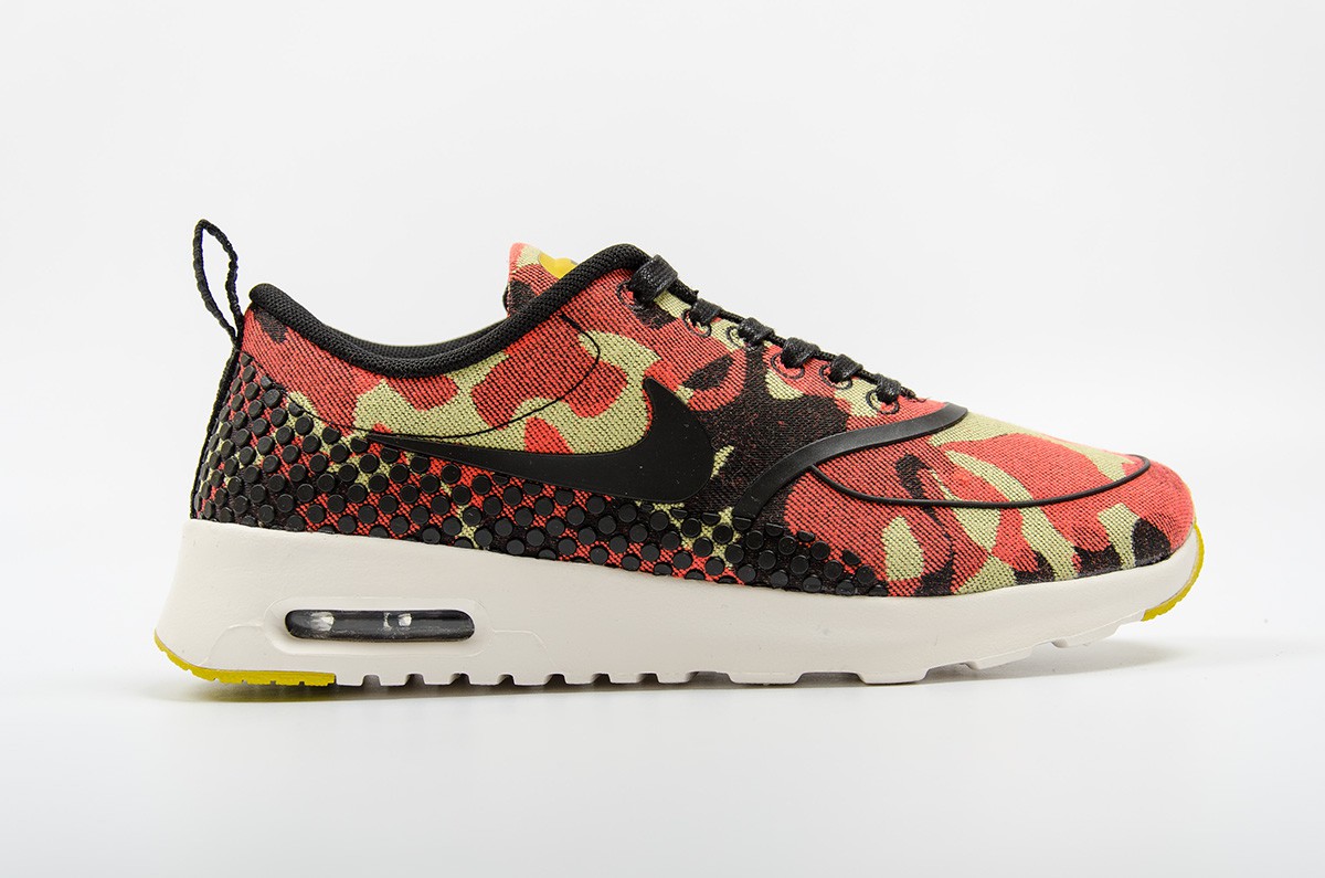 Nike-WMNS-Air-Max-Thea-Jacquard-Premium-807385-700-31