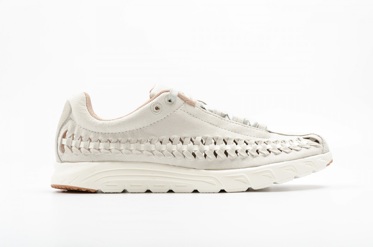 Nike-WMNS-Mayfly-Woven-Blanca