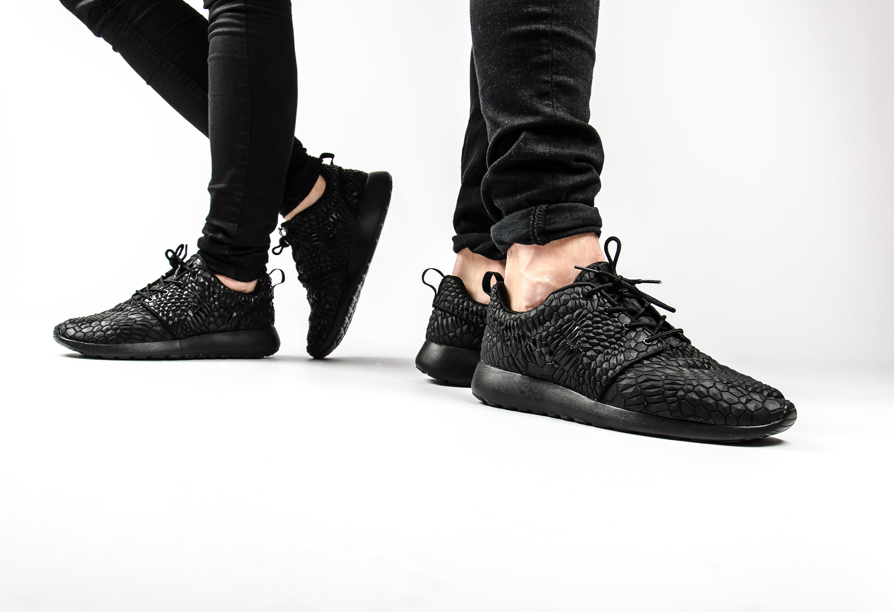 Nike WMNS Roshe One DMB Triple Black