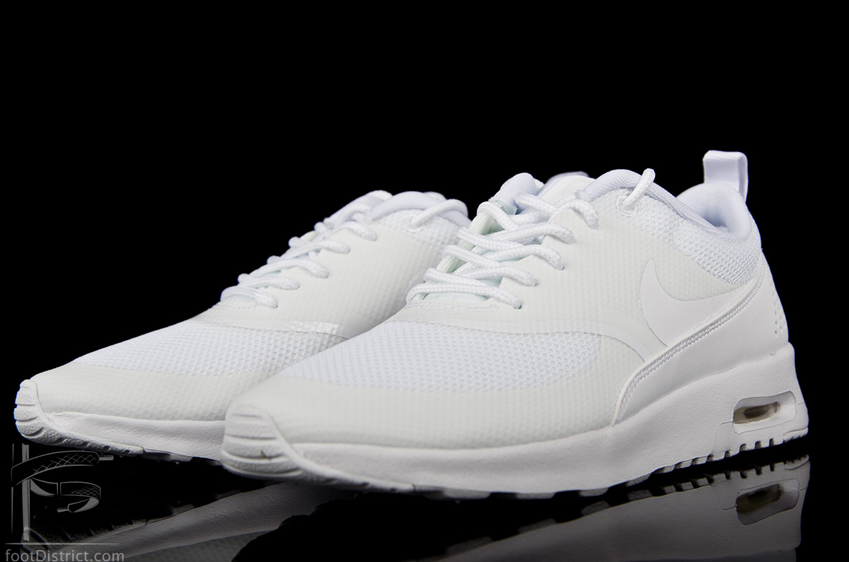 Nike-Wmns-Air-Max-Thea-599409-101_8