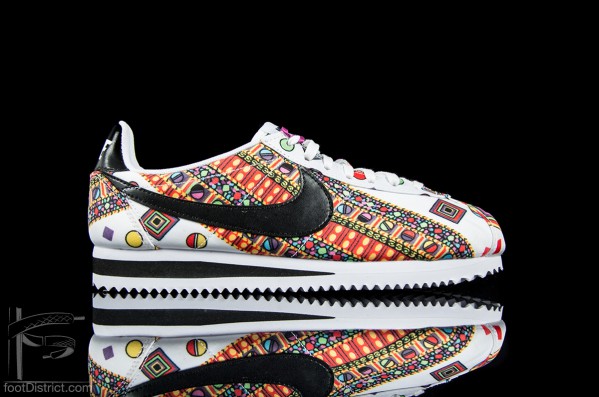 Nike-x-Liberty-WMNS-Classic-Cortez-746698-100-31