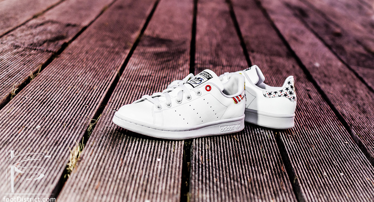 adidas-Stan-Smith-x-Rita-Ora-foot-District_3