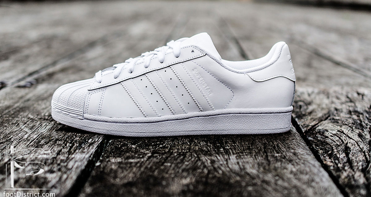 adidas-Superstar-Foundation-B27136-foot-District_7
