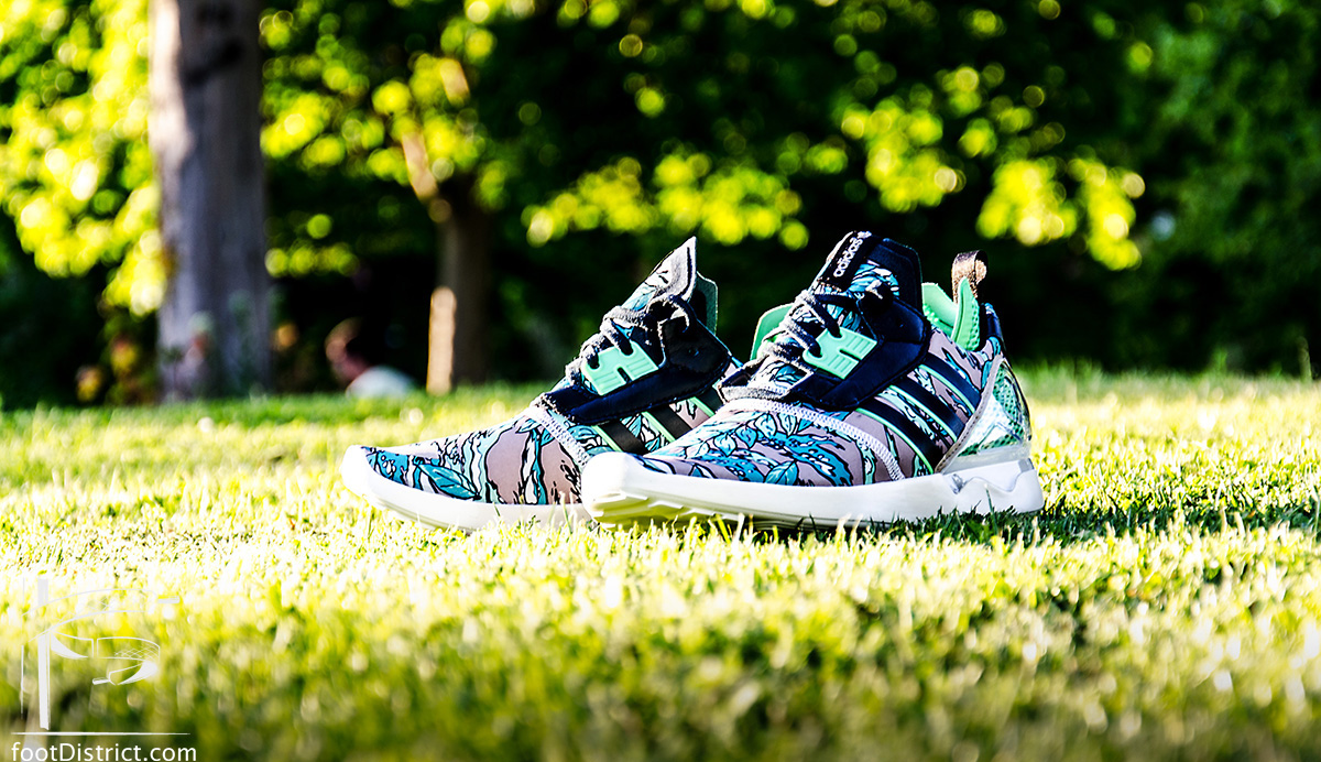 adidas ZX 8000 Boost foot District 1