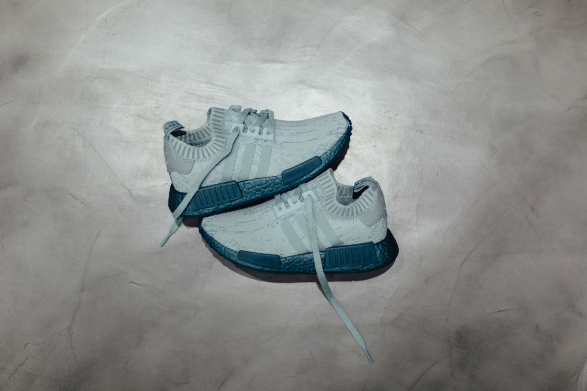 nmd r1 tactile green