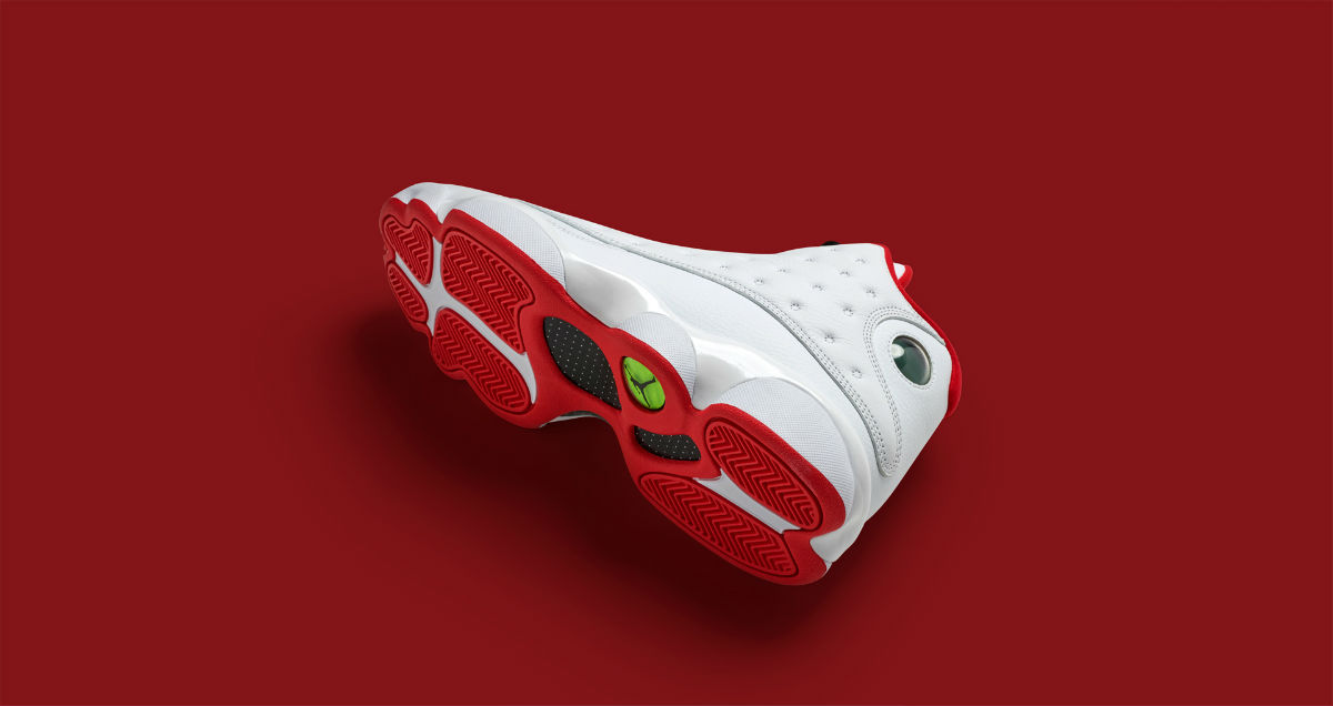 air-jordan-xiii-history-of-flight