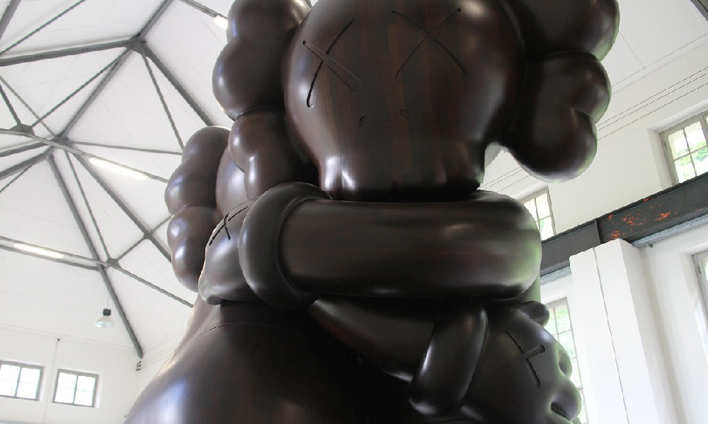 GISWIL KAWS