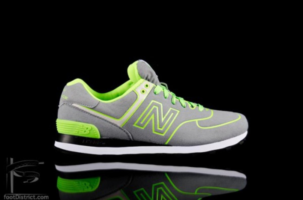 Neon lights chico grises