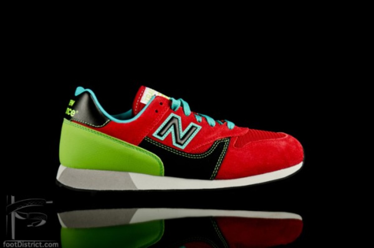new-balance-trail-buster-tbtrd_1