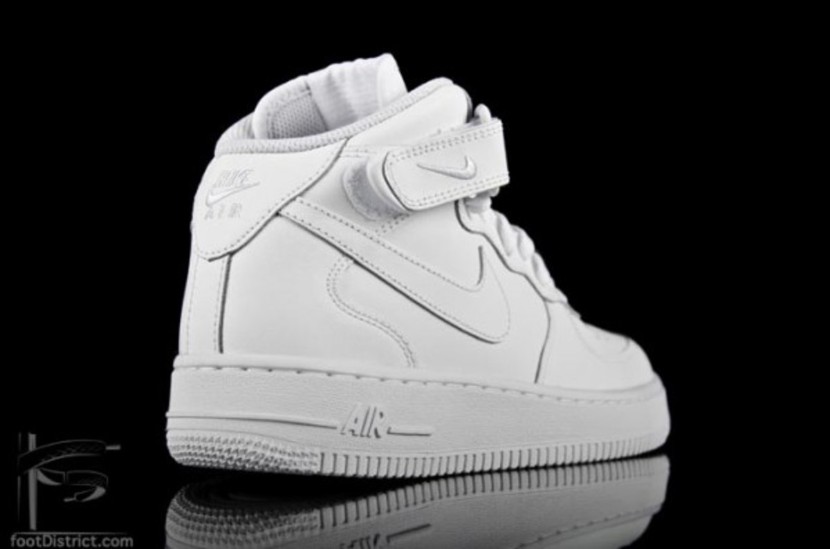 nike-air-force-1-mid-blancas_2