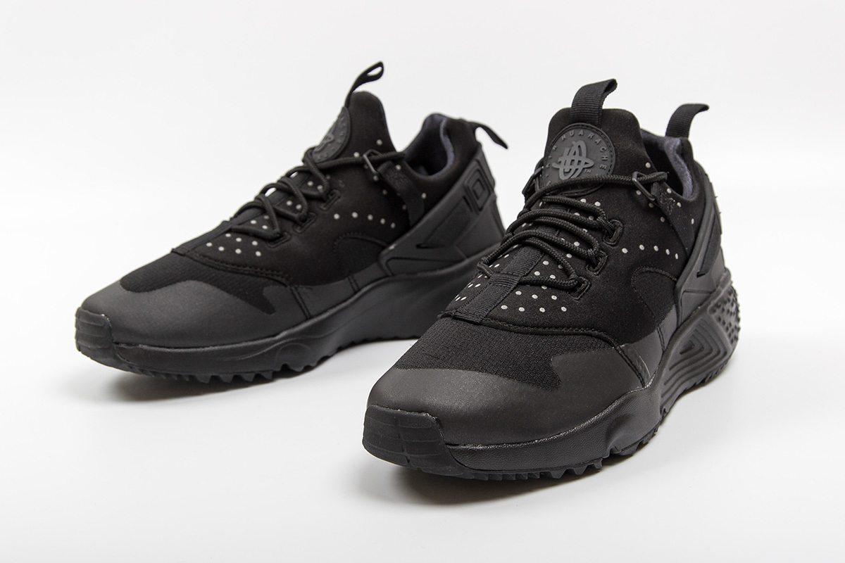 nike-air-huarache-utility-806807-002 (3)