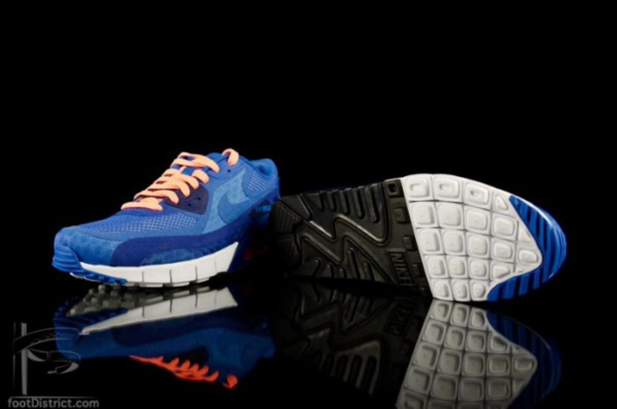 nike-air-max-90-breathe-644204-400_3
