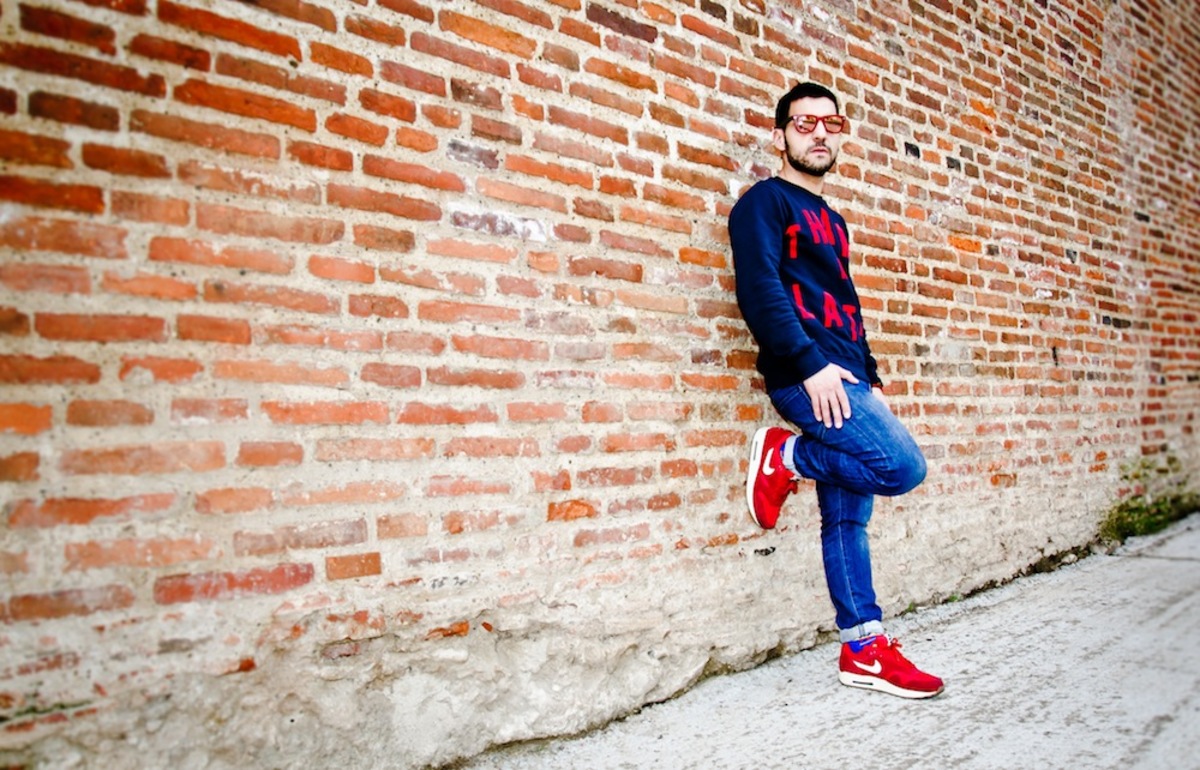 nike-air-max-essential-1-rojo_2