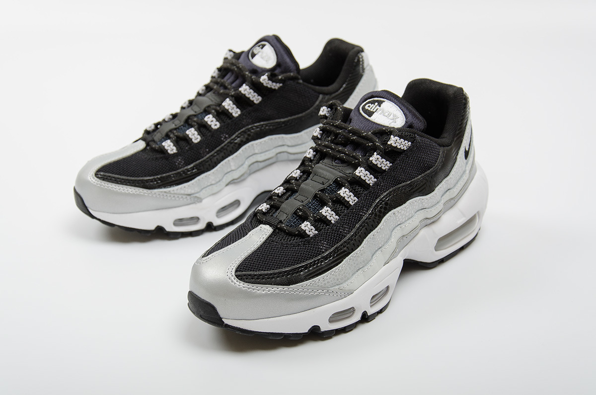 nike-wmns-air-max-95-anniversary-qs-814914-001 (4)