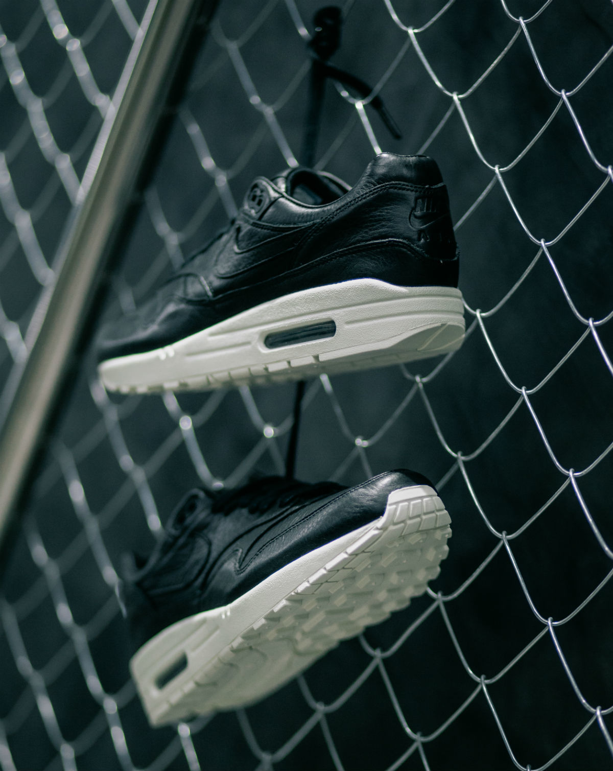 nikelab-airmax-1-pinnacle