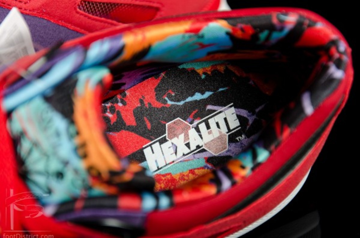 reebok-ventilator-wb-m44933_8