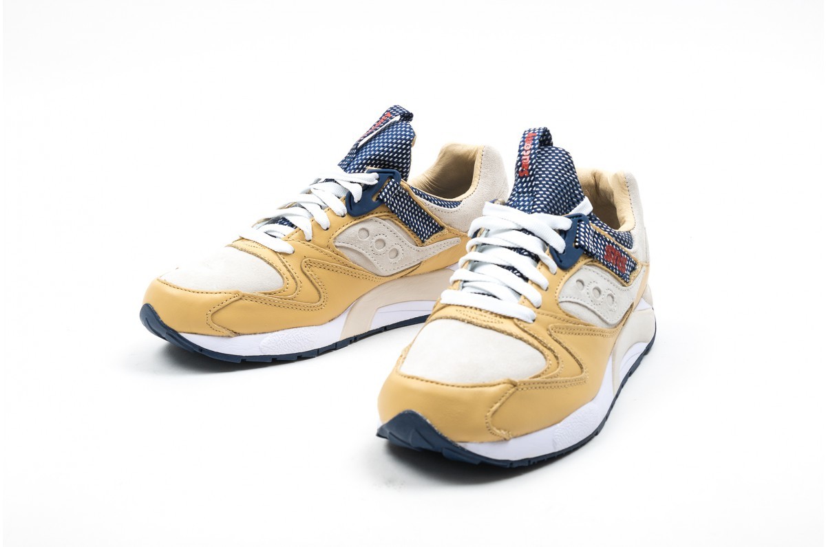sneakersnstuff x saucony grid-9000 bussiness class s70380