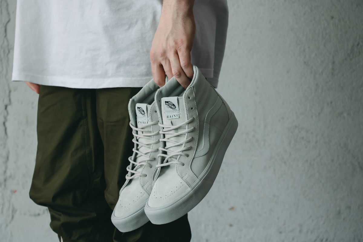 vans sk8-hi x rains