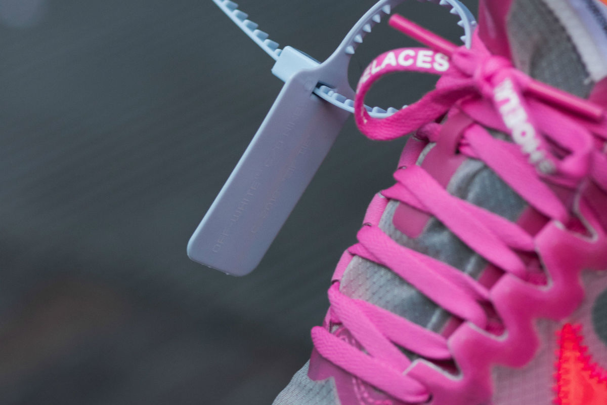 off white x nike zoom fly tulip pink